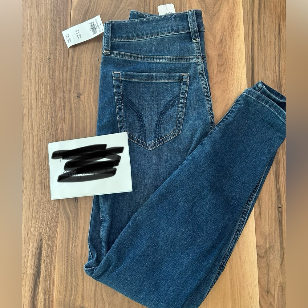 Hollister Skinny Medium Indigo Jeans with Stretch